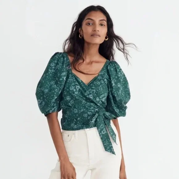 NWT Madewell Seersucker Sweetheart Wrap Top in WoodlandGreen Puff Sleeve. Size M - Picture 1 of 3